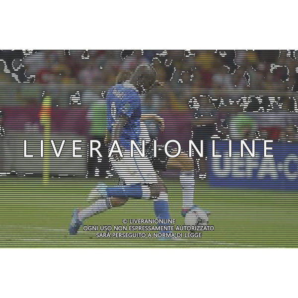 28.06.2012 WARSZAWA - STADION NARODOWY ( WARSAW POLAND NATIONAL STADIUM) PILKA NOZNA (FOOTBALL ) MISTRZOSTWA EUROPY W PILCE NOZNEJ UEFA EURO 2012 ( EUROPEAN CHAMPIONSHIPS UEFA EURO 2012 ) POLFINAL (SEMIFINAL) MECZ NIEMCY - WLOCHY ( GAME GERMANY - ITALY) NZ STRZAL RADOSC BRAMKA GOL MARIO BALOTELLI FOTO KATARZYNA PLEWCZYNSKA/CYFRASPORT --- Newspix.pl EUROPEI 2012 GERMANIA ITALIA AG ALDO LIVERANI SAS - ITALY ONLY - *** Local Caption *** www.newspix.pl mail us: info@newspix.pl call us: 0048 022 23 22 222 --- Polish Picture Agency by Ringier Axel Springer Poland