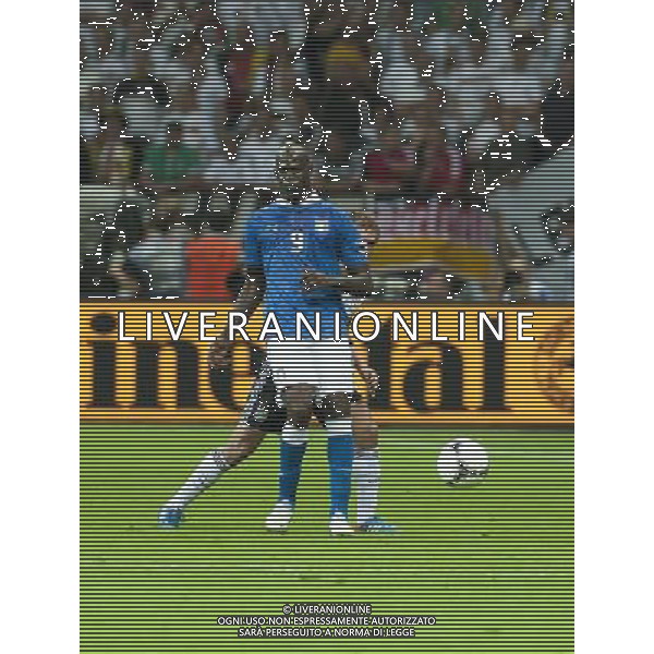 WARSZAWA 28- 06- 2012 STADION NARODOWY PRZY AL KSIECIA J PONIATOWSKIEGO 1 ARENA EURO 2012 MECZ NR 30 POLFINAL EURO 2012 NIEMCY v WLOCHY NZ MARIO BALOTELLI FOT KRYSTYNA PACZKOWSKA/NEWSPIX.PL NATIONAL STADIUM WARSAW AT AL KSIECIA J PONIATOWSKIEGO 1 MATCH 30 OF EURO 2012 SEMI FINAL GERMANY v ITALY --- Newspix.pl EUROPEI 2012 GERMANIA ITALIA AG ALDO LIVERANI SAS - ITALY ONLY - *** Local Caption *** www.newspix.pl mail us: info@newspix.pl call us: 0048 022 23 22 222 --- Polish Picture Agency by Ringier Axel Springer Poland