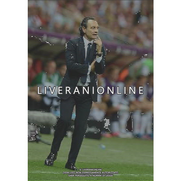 (120629) -- WARSAW, June 29, 2012 () -- Italy\'s head coach Cesare Prandelli reacts during the semifinal match between Germany and Italy at the Euro 2012 football championships in Warsaw, Poland, June 28, 2012. (/Liu Lihang) (jyc) PHOTOSHOT/AG ALDO LIVERANI SAS - ITALY ONLY -