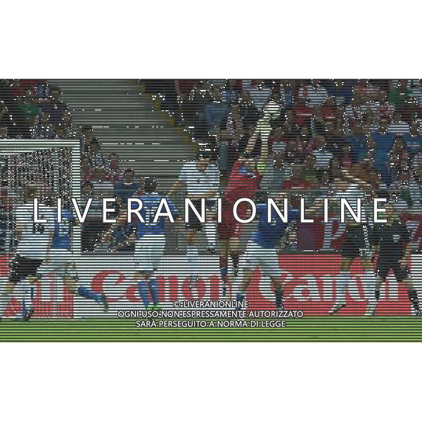 (120629) -- WARSAW, June 29, 2012 () -- Italy\'s goalkeeper Gianluigi Buffon (4th R) competes during the semifinal match between Germany and Italy at the Euro 2012 football championships in Warsaw, Poland, June 28, 2012. (/Ma Ning) (jyc) PHOTOSHOT/AG ALDO LIVERANI SAS - ITALY ONLY -