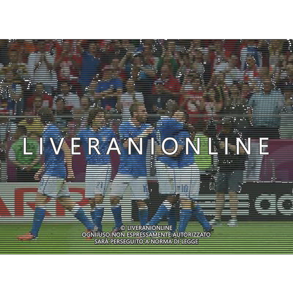 (120629) -- WARSAW, June 29, 2012 () -- Players of Italy celebrate after scoring during the semifinal match between Germany and Italy at the Euro 2012 football championships in Warsaw, Poland, June 28, 2012. (/Ma Ning) (jyc) PHOTOSHOT/AG ALDO LIVERANI SAS - ITALY ONLY -