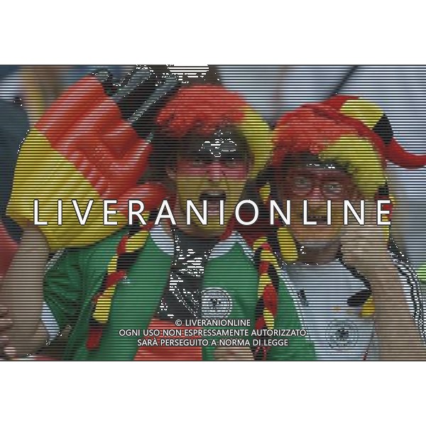 (120629) -- WARSAW, June 29, 2012 () -- Fans of Germany pose before the semifinal match between Germany and Italy at the Euro 2012 football championships in Warsaw, Poland, June 28, 2012. (/Ma Ning) (jyc) PHOTOSHOT/AG ALDO LIVERANI SAS - ITALY ONLY -