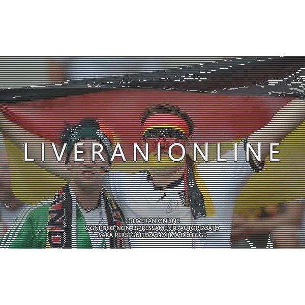 (120629) -- WARSAW, June 29, 2012 () -- Fans of Germany pose before the semifinal match between Germany and Italy at the Euro 2012 football championships in Warsaw, Poland, June 28, 2012. (/Ma Ning) (jyc) PHOTOSHOT/AG ALDO LIVERANI SAS - ITALY ONLY -