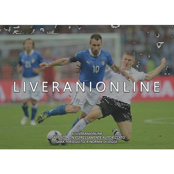 (120629) -- WARSAW, June 29, 2012 () -- Bastian Schweinsteiger (R) of Germany vies with Antonio Cassano of Italy during the semifinal match between Germany and Italy at the Euro 2012 football championships in Warsaw, Poland, June 28, 2012. Italy won 2-1 to enter the final. (/Liu Lihang) (jyc) PHOTOSHOT/AG ALDO LIVERANI SAS - ITALY ONLY -