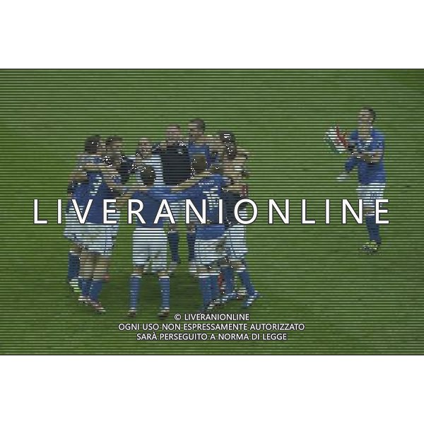 (120629) -- WARSAW, June 29, 2012 () -- Players of Italy celebrate victory after the semifinal match between Germany and Italy at the Euro 2012 football championships in Warsaw, Poland, June 28, 2012. Italy won 2-1 to enter the final. (/Wu Wei) (jyc) PHOTOSHOT/AG ALDO LIVERANI SAS - ITALY ONLY -