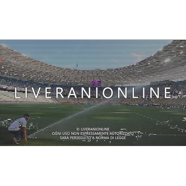 Campionati Europei UEFA 2012 Polonia/Ucraina Finale Kiev (Ucraina) - 30.06.2012 Allenamento Italia Nella Foto:il campo viene bagnato /Ph.Vitez-Ag. Aldo Liverani