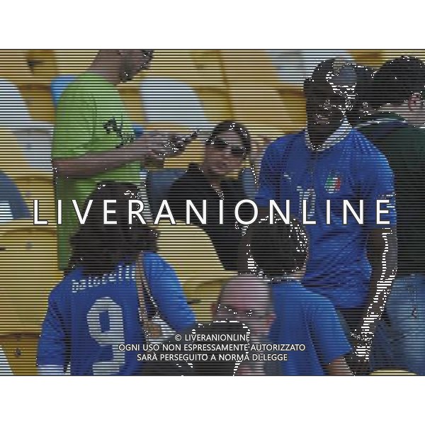 Campionati Europei UEFA 2012 Polonia/Ucraina Finale Kiev (Ucraina) - 01.07.2012 Spagna-Italia Nella Foto:fratello balotelli mamma balotelli /Ph.Vitez-Ag. Aldo Liverani