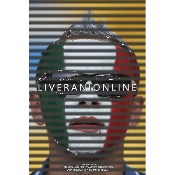 01.07.2012, KIJOW, PILKA NOZNA, FOOTBALL, MISTRZOSTWA EUROPY W PILCE NOZNEJ, EURO 2012, FOOTBALL EUROPEAN CHAMPIONSHIP,FINAL, HISZPANIA - WLOCHY, SPAIN - ITALY, KIBIC WLOCH, FOT. TOMASZ JASTRZEBOWSKI / FOTO OLIMPIK/NEWSPIX.PL --- Newspix.pl SPAGNA ITALIA FINALE EUROPEI 2012 - AG ALDO LIVERANI SAS - ITALY ONLY - *** Local Caption *** .