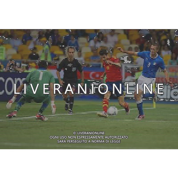 01.07.2012, KIJOW, PILKA NOZNA, FOOTBALL, MISTRZOSTWA EUROPY W PILCE NOZNEJ, EURO 2012, FOOTBALL EUROPEAN CHAMPIONSHIP,FINAL, HISZPANIA - WLOCHY, SPAIN - ITALY, GIANLUIGI BUFFON (ITA), GIORGIO CHIELLINI (ITA), CESC FABREGAS (ESP), FOT. TOMASZ JASTRZEBOWSKI / FOTO OLIMPIK/NEWSPIX.PL --- Newspix.pl SPAGNA ITALIA FINALE EUROPEI 2012 - AG ALDO LIVERANI SAS - ITALY ONLY - *** Local Caption *** .