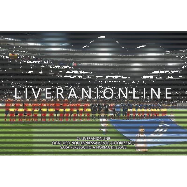 01.07.2012 KIJOW - STADION OLIMPIJSKI ( KYIV OLYMPIC STADIUM ) PILKA NOZNA ( FOOTBALL ) MISTRZOSTWA EUROPY W PILCE NOZNEJ UEFA EURO 2012 ( EUROPEAN CHAMPIONSHIPS UEFA EURO 2012 ) FINAL EURO 2012 ( FINAL EURO 2012 ) MECZ HISZPANIA - WLOCHY ( GAME SPAIN - ITALY ) NZ PREZENTACJA DRUZYN FOTO MICHAL STANCZYK / CYFRASPORT/NEWSPIX.PL --- Newspix.pl SPAGNA ITALIA FINALE EUROPEI 2012 - AG ALDO LIVERANI SAS - ITALY ONLY - *** Local Caption *** .