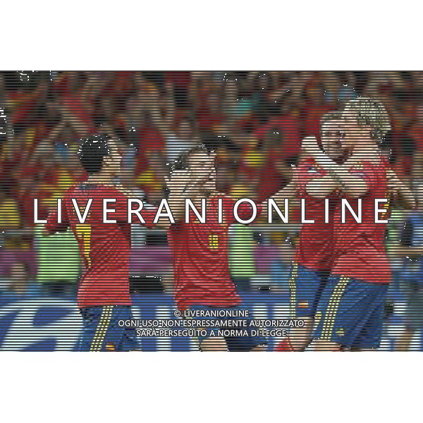01.07.2012 KIJOW - STADION OLIMPIJSKI ( KYIV OLYMPIC STADIUM ) PILKA NOZNA ( FOOTBALL ) MISTRZOSTWA EUROPY W PILCE NOZNEJ UEFA EURO 2012 ( EUROPEAN CHAMPIONSHIPS UEFA EURO 2012 ) FINAL EURO 2012 ( FINAL EURO 2012 ) MECZ HISZPANIA - WLOCHY ( GAME SPAIN - ITALY ) NZ PEDRO RODRIGUEZ , JORDI ALBA , FERNANDO TORRES , RADOSC BRAMKA GOL FOTO MICHAL STANCZYK / CYFRASPORT/NEWSPIX.PL --- Newspix.pl SPAGNA ITALIA FINALE EUROPEI 2012 - AG ALDO LIVERANI SAS - ITALY ONLY - *** Local Caption *** .