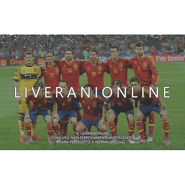 01.07.2012 KIJOW KIEV PILKA NOZNA KADRA REPREZENTACJA MISTRZOSTWA EUROPY W PILCE NOZNEJ EURO2012 POLSKA I UKRAINA FOOTBALL EUROPEAN CHAMPIONSHIPS UEFA EURO 2012 POLAND AND UKRAINE FINAL (FINAL GAME) HISZPANIA - WLOCHY (SPAIN VS. ITALY) N/Z zbiorowe grupowka FOT LUKASZ LASKOWSKI / PRESSFOCUS NEWSPIXPL --- Newspix.pl SPAGNA ITALIA FINALE EUROPEI 2012 - AG ALDO LIVERANI SAS - ITALY ONLY - *** Local Caption *** .