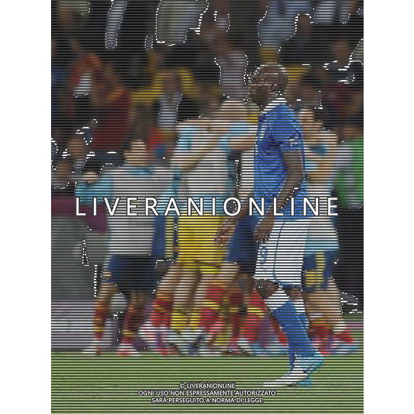 01.07.2012 KIJOW KIEV PILKA NOZNA KADRA REPREZENTACJA MISTRZOSTWA EUROPY W PILCE NOZNEJ EURO2012 POLSKA I UKRAINA FOOTBALL EUROPEAN CHAMPIONSHIPS UEFA EURO 2012 POLAND AND UKRAINE FINAL (FINAL GAME) HISZPANIA - WLOCHY (SPAIN VS. ITALY) N/Z MARIO BALOTELLI SMUTEK PORAZKA FOT LUKASZ LASKOWSKI / PRESSFOCUS NEWSPIXPL --- Newspix.pl SPAGNA ITALIA FINALE EUROPEI 2012 - AG ALDO LIVERANI SAS - ITALY ONLY - *** Local Caption *** .
