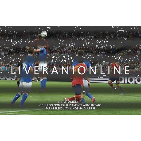 Campionati Europei UEFA 2012 Polonia/Ucraina Finale Kiev (Ucraina) - 01.07.2012 Spagna-Italia Nella Foto:Sergio Ramos - Chiellini Giorgio /Ph.Vitez-Ag. Aldo Liverani