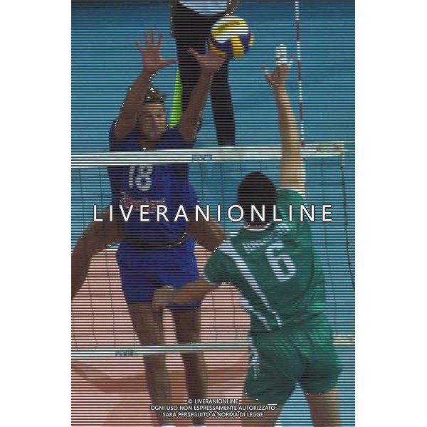 ROMA 17/7/2004 VOLLEY WORLD LIGUE ITALIA-BULGARIA NELLA FOTO MATEJ CERNIC FOTO CAVALLO/AG ALDO LIVERANI