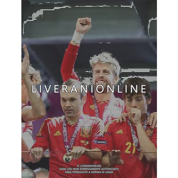 KIJOW STADION OLIMPIJSKI 01.07.2012 EURO 2012 PILKA NOZNA FINAL MISTRZOSTW EUROPY HISZPANIA WLOCHY NZ HISZPANIA RADOSC ZWYCIESTWO MISTRZOSTWO MISTRZ EUROPY FETA ANDRES INIESTA SPA GERARD PIQUE SPA DAVID SILVA SPA FOT MICHAL NOWAK / NEWSPIX.PL KYIV OLYMPIC STADIUM 01.07.2012 FOOTBALL SOCCER EURO 2012 FINAL OF UEFA EUROPEAN FOOTBALL CHAMPIONSHIP SPAIN - ITALY SPANISH PLAYERS ARE CELEBRATING AS THEY WON OVER ITALY. SPAIN BECAME EUROPEAN CHAMPIONS MICHAL NOWAK / NEWSPIX.PL --- Newspix.pl /EUROPEO 2012 ITALIA SPAGNA FINALE - AG ALDO LIVERANI SAS - ITALY ONLY - *** Local Caption *** www.newspix.pl mail us: info@newspix.pl call us: 0048 022 23 22 222 --- Polish Picture Agency by Ringier Axel Springer Poland .