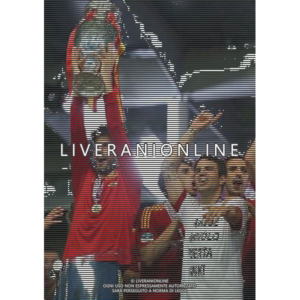 KIJOW STADION OLIMPIJSKI 01.07.2012 EURO 2012 PILKA NOZNA FINAL MISTRZOSTW EUROPY HISZPANIA WLOCHY NZ HISZPANIA RADOSC ZWYCIESTWO MISTRZOSTWO MISTRZ EUROPY FETA GERARD PIQUE SPA CESC FABREGAS SPA FOT MICHAL NOWAK / NEWSPIX.PL KYIV OLYMPIC STADIUM 01.07.2012 FOOTBALL SOCCER EURO 2012 FINAL OF UEFA EUROPEAN FOOTBALL CHAMPIONSHIP SPAIN - ITALY SPANISH PLAYERS ARE CELEBRATING AS THEY WON OVER ITALY. SPAIN BECAME EUROPEAN CHAMPIONS MICHAL NOWAK / NEWSPIX.PL --- Newspix.pl /EUROPEO 2012 ITALIA SPAGNA FINALE - AG ALDO LIVERANI SAS - ITALY ONLY - *** Local Caption *** www.newspix.pl mail us: info@newspix.pl call us: 0048 022 23 22 222 --- Polish Picture Agency by Ringier Axel Springer Poland .