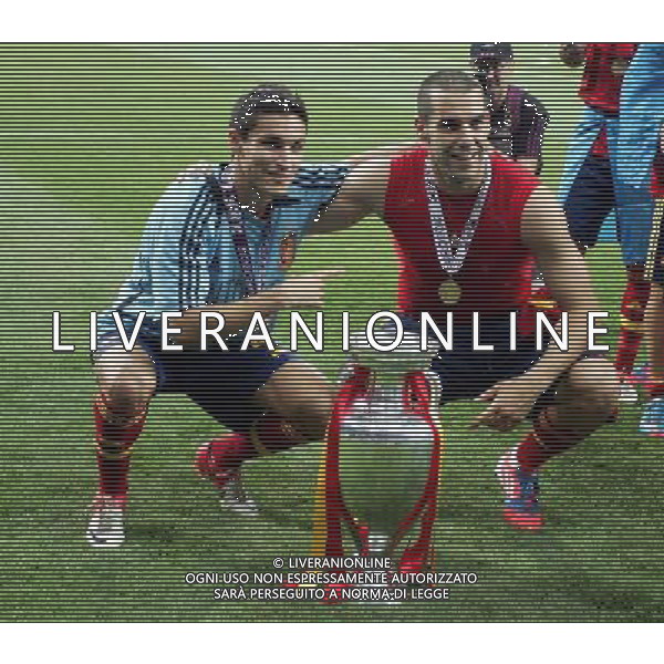 KIJOW STADION OLIMPIJSKI 01.07.2012 EURO 2012 PILKA NOZNA FINAL MISTRZOSTW EUROPY HISZPANIA WLOCHY NZ HISZPANIA RADOSC ZWYCIESTWO MISTRZOSTWO MISTRZ EUROPY FETA JESUS NAVAS SPA FERNANDO LLORENTE SPA FOT MICHAL NOWAK / NEWSPIX.PL KYIV OLYMPIC STADIUM 01.07.2012 FOOTBALL SOCCER EURO 2012 FINAL OF UEFA EUROPEAN FOOTBALL CHAMPIONSHIP SPAIN - ITALY SPANISH PLAYERS ARE CELEBRATING AS THEY WON OVER ITALY. SPAIN BECAME EUROPEAN CHAMPIONS MICHAL NOWAK / NEWSPIX.PL --- Newspix.pl /EUROPEO 2012 ITALIA SPAGNA FINALE - AG ALDO LIVERANI SAS - ITALY ONLY - *** Local Caption *** www.newspix.pl mail us: info@newspix.pl call us: 0048 022 23 22 222 --- Polish Picture Agency by Ringier Axel Springer Poland .