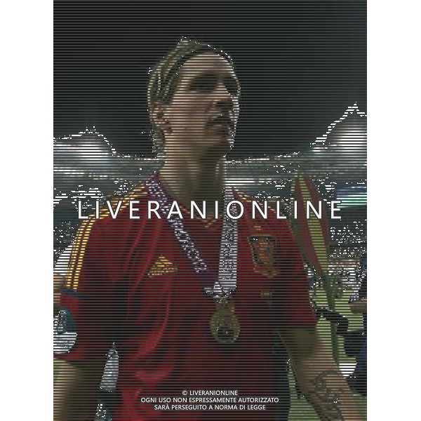 KIJOW STADION OLIMPIJSKI 01.07.2012 EURO 2012 PILKA NOZNA FINAL MISTRZOSTW EUROPY HISZPANIA WLOCHY NZ HISZPANIA RADOSC ZWYCIESTWO MISTRZOSTWO MISTRZ EUROPY FETA FERNANDO TORRES SPA FOT MICHAL NOWAK / NEWSPIX.PL KYIV OLYMPIC STADIUM 01.07.2012 FOOTBALL SOCCER EURO 2012 FINAL OF UEFA EUROPEAN FOOTBALL CHAMPIONSHIP SPAIN - ITALY SPANISH PLAYERS ARE CELEBRATING AS THEY WON OVER ITALY. SPAIN BECAME EUROPEAN CHAMPIONS MICHAL NOWAK / NEWSPIX.PL --- Newspix.pl /EUROPEO 2012 ITALIA SPAGNA FINALE - AG ALDO LIVERANI SAS - ITALY ONLY - *** Local Caption *** www.newspix.pl mail us: info@newspix.pl call us: 0048 022 23 22 222 --- Polish Picture Agency by Ringier Axel Springer Poland .