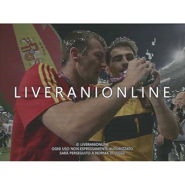 KIJOW STADION OLIMPIJSKI 01.07.2012 EURO 2012 PILKA NOZNA FINAL MISTRZOSTW EUROPY HISZPANIA WLOCHY NZ HISZPANIA RADOSC ZWYCIESTWO MISTRZOSTWO MISTRZ EUROPY FETA IKER CASILLAS SPA FOT MICHAL NOWAK / NEWSPIX.PL KYIV OLYMPIC STADIUM 01.07.2012 FOOTBALL SOCCER EURO 2012 FINAL OF UEFA EUROPEAN FOOTBALL CHAMPIONSHIP SPAIN - ITALY SPANISH PLAYERS ARE CELEBRATING AS THEY WON OVER ITALY. SPAIN BECAME EUROPEAN CHAMPIONS MICHAL NOWAK / NEWSPIX.PL --- Newspix.pl /EUROPEO 2012 ITALIA SPAGNA FINALE - AG ALDO LIVERANI SAS - ITALY ONLY - *** Local Caption *** www.newspix.pl mail us: info@newspix.pl call us: 0048 022 23 22 222 --- Polish Picture Agency by Ringier Axel Springer Poland .