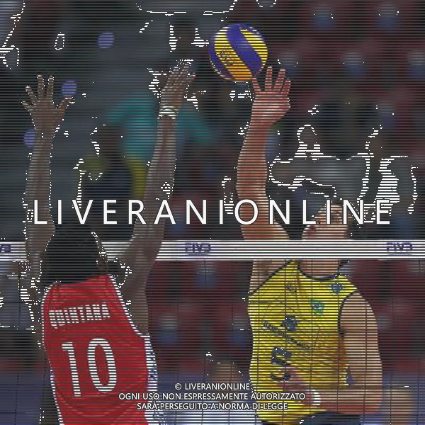 04.07.2012 SOFIA , BULGARIA - HALA ARMEEC ARENA (SOFIA, BULGARIA - ARMEEC ARENA ) SIATKOWKA MEZCZYZN (MEN\'S VOLLEYBALL), LIGA SWIATOWA 2012 - TURNIEJ FINALOWY ( WORLD LEAGUE FINALS)- GRUPA A (POOL A) MECZ KUBA - BRAZYLIA (GAME CUBA - BRAZIL) NZ SIDNEY SIDAO FOTO LUKASZ GROCHALA/ CYFRASPORT / NEWSPIX.PL --- Newspix.pl WORLD LEAGUE FINALS CUBA - BRASILE/AG ALDO LIVERANI SAS - ITALY ONLY - *** Local Caption *** www.newspix.pl mail us: info@newspix.pl call us: 0048 022 23 22 222 --- Polish Picture Agency by Ringier Axel Springer Poland