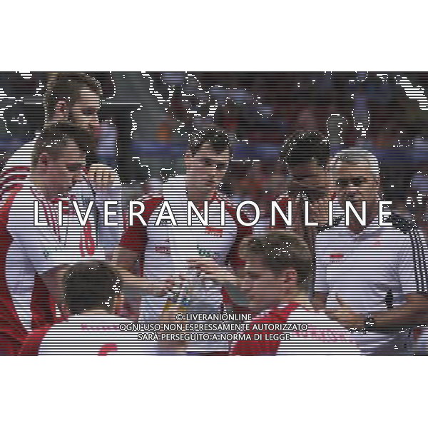 05.07.2012 SOFIA , BULGARIA - HALA ARMEEC ARENA (SOFIA, BULGARIA - ARMEEC ARENA ) SIATKOWKA MEZCZYZN (MEN\'S VOLLEYBALL), LIGA SWIATOWA 2012 - TURNIEJ FINALOWY ( WORLD LEAGUE FINALS)- GRUPA A (POOL A) MECZ BRAZYLIA - POLSKA (GAME BRAZIL - POLAND ) NZ POLSKA KRZYSZTOF IGNACZAK, ZBIGNIEW BARTMAN, PIOTR NOWAKOWSKI, LUKASZ ZYGADLO, ANDREA ANASTASI FOTO LUKASZ GROCHALA/ CYFRASPORT/NEWSPIX.PL --- Newspix.pl /AG ALDO LIVERANI SAS WORLD LEAGUE VOLLEY - ITALY ONLY - *** Local Caption *** www.newspix.pl mail us: info@newspix.pl call us: 0048 022 23 22 222 --- Polish Picture Agency by Ringier Axel Springer Poland