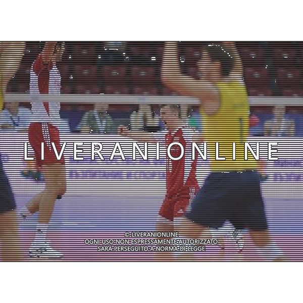 05.07.2012 SOFIA (SOFIJA) ARMEEC ARENA SIATKOWKA MEZCZYZN (MENS VOLLEYBALL) LIGA SWIATOWA RUNDA FINALOWA LIGI SWIATOWEJ 2012 (FIVB VOLLEYBALL WORLD LEAGUE FINAL ROUND 2012) MECZ BRAZYLIA - POLSKA (MATCH BRASIL - POLAND) N/Z KRZYSZTOF IGNACZAK RADOSC NA KOLANACH FOT RAFAL OLEKSIEWICZ / PRESSFOCUS NEWSPIXPL --- Newspix.pl /AG ALDO LIVERANI SAS WORLD LEAGUE VOLLEY - ITALY ONLY - *** Local Caption *** www.newspix.pl mail us: info@newspix.pl call us: 0048 022 23 22 222 --- Polish Picture Agency by Ringier Axel Springer Poland