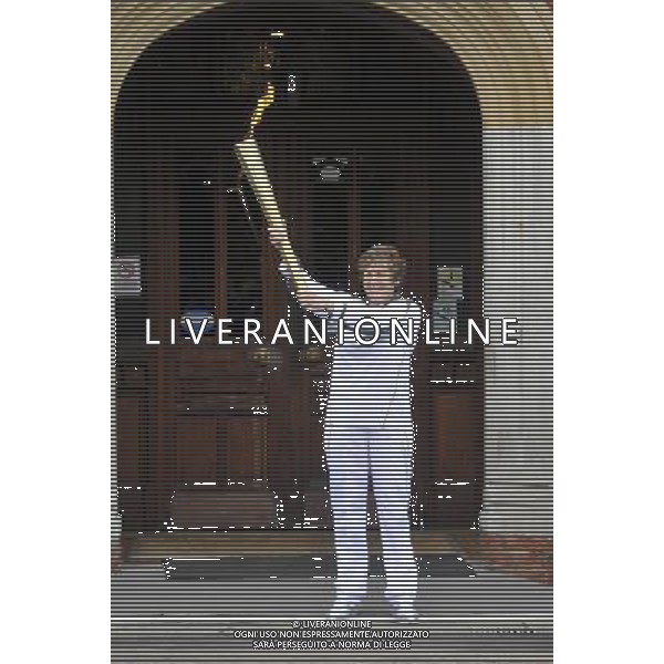 hazel staten torchbearer at Bletchley Park Olympic Torch Relay 9 july 2012 - /PHOTOSHOT/AG ALDO LIVERANI SAS - ITALY ONLY -