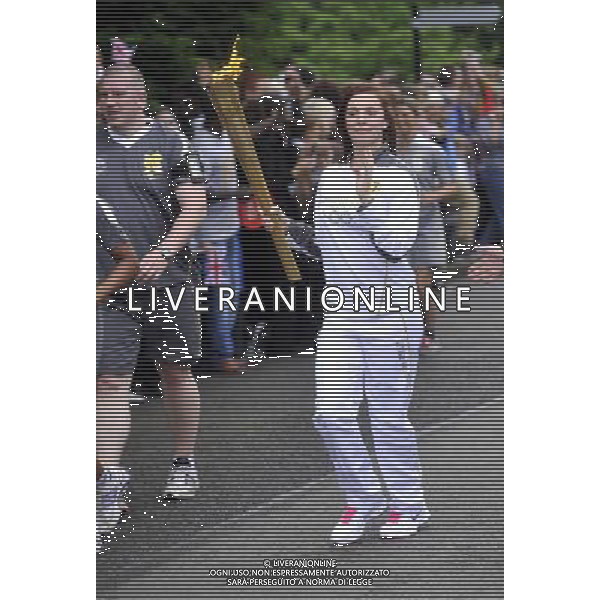 jess stalley torchbearer at Bletchley Park Olympic Torch Relay 9 july 2012 - /PHOTOSHOT/AG ALDO LIVERANI SAS - ITALY ONLY -