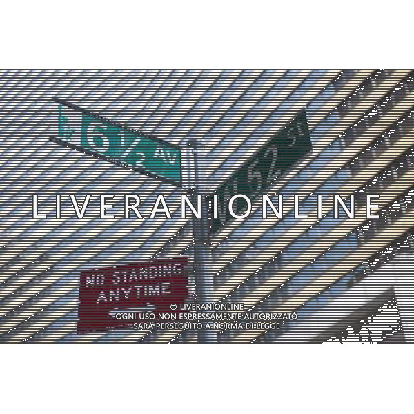 Six and one-half Avenue is seen in Midtown Manhattan in New York on Friday, July 6, 2012. The new street is actually a series of interconnected pedestrian arcades, mid-block between Sixth and Seventh Avenues, running from West 51 Street to West 57 Street. The city is in the process of installing signage and pedestrian crossings. Up to 1200 people an hour use the connected arcades to travel through midtown. The arcades are privately owned public spaces that are provided by the buildings\' owners in exchange for zoning variances. (å Richard B. Levine) /PHOTOSHOT/AG ALDO LIVERANI SAS - ITALY ONLY -