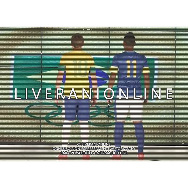 (120713) -- RIO DE JANEIRO, July 13, 2012 () -- Athletes present new uniforms of the Brazil team for the London Olympics in Rio de Janeiro, Brazil, July 12, 2012. (/Agencia Estado)***Brazil Out*** AG ALDO LIVERANI S A S ONLY ITALY