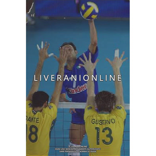 PALALOTTOMATICA ROMA, 17 / 07 / 2004 VOLLEY 2004 WORLD LEAGUE: FINALE ITALIA - BRASILE NELLA FOTO: ANDREA SARTORETTI PH LEONARDO CAVALLO / AG ALDO LIVERANI 