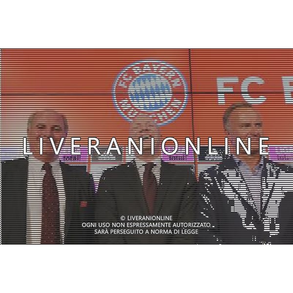 firo Fu§ball,Fussball, 03.07.2012 1. Bundesliga Saison 2012/2013 Buli, DFL, FC Bayern MŸnchen, Muenchen, FCB, PK, Pressekonferenz, zur Trennung von Sportdirektor Christian Nerlinger und zur Verpflichtung von Matthias Sammer, dem neuen Sport-Vorstand des Klubs. mit Uli Hoene§, Hoeness, und Matthias Sammer, in der Allianz Arena, Presse Club v.l., li Hoene§, Hoeness, und Matthias Sammer, Karl Heinz Rummenigge, $worldrightsEs gelten unsere AGB, einsehbar auf www.firosportphoto.de copyright by firo sportphoto: Coesfelder Str.207 48249 DŸlmen www.firosportphoto.de mail@firosportphoto.de (V o l k s b a n k B o c h u m - W i t t e n ) BLZ.: 430 601 29 Kt. Nr.: 341 117 100 Tel:Ê 02594 - 9916004 Fax:Ê02594 - 9916005 AG ALDO LIVERANI S A S ONLY ITALY