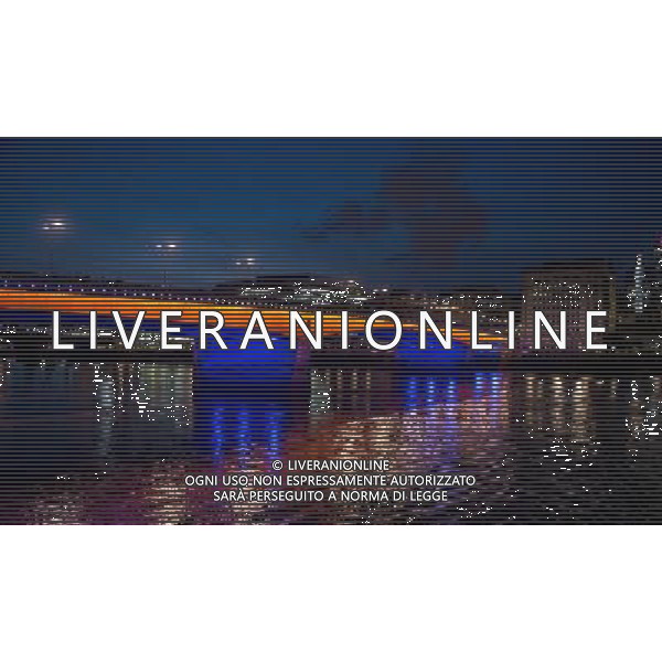 (120726) -- LONDON, July 26, 2012 () -- A view of the London Bridge in London, Britain, on July 21, 2012. The London 2012 Olympic Games will kick off on Friday night. (/Cheng Min) (nxl)