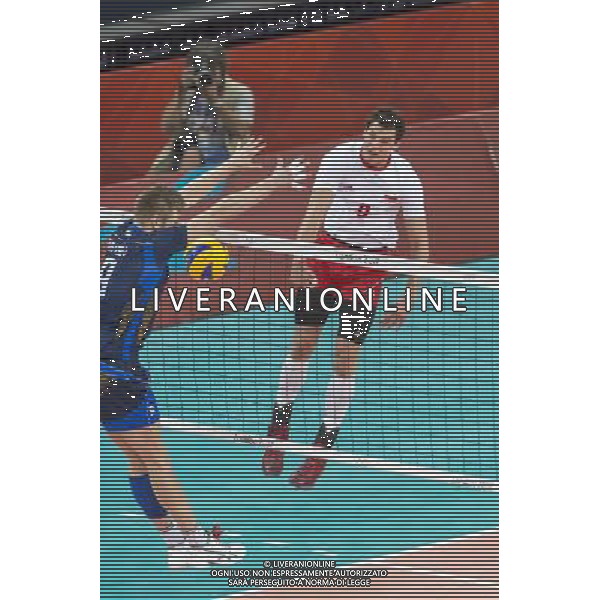 LONDYN 29.07.2012 IGRZYSKA XXX OLIMPIADY XXX LETNIE IGRZYSKA OLIMPIJSKIE LONDYN 2012 HALA EARLS COURT SIATKOWKA WLOCHY v POLSKA N Z IVAN ZAYTSEV italy 9 ZBIGNIEW BARTMAN poland 9 SEBASTIAN BOROWSKI Newspix.p THE 2012 SUMMER OLYMPIC GAMES OFFICIALLY THE GAMES OF THE XXX OLYMPIAD EARLS COURT VOLLEYBALL ITALY v POLAND --- Newspix.pl /OLIMPIADI LONDRA 2012 -AG ALDO LIVERANI SAS - ITALY ONLY *** Local Caption *** www.newspix.pl mail us: info@newspix.pl call us: 0048 022 23 22 222 --- Polish Picture Agency by Ringier Axel Springer Poland .