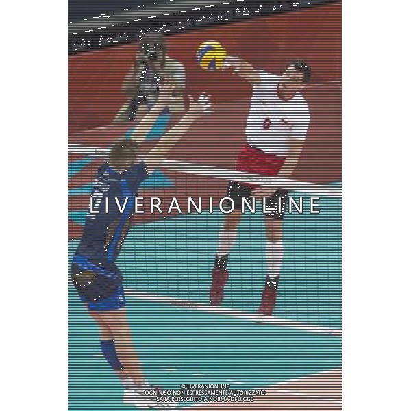 LONDYN 29.07.2012 IGRZYSKA XXX OLIMPIADY XXX LETNIE IGRZYSKA OLIMPIJSKIE LONDYN 2012 HALA EARLS COURT SIATKOWKA WLOCHY v POLSKA N Z IVAN ZAYTSEV italy 9 ZBIGNIEW BARTMAN poland 9 SEBASTIAN BOROWSKI Newspix.p THE 2012 SUMMER OLYMPIC GAMES OFFICIALLY THE GAMES OF THE XXX OLYMPIAD EARLS COURT VOLLEYBALL ITALY v POLAND --- Newspix.pl /OLIMPIADI LONDRA 2012 -AG ALDO LIVERANI SAS - ITALY ONLY *** Local Caption *** www.newspix.pl mail us: info@newspix.pl call us: 0048 022 23 22 222 --- Polish Picture Agency by Ringier Axel Springer Poland .