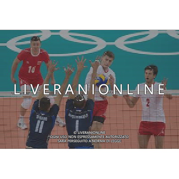 lONDYN 29.07.2012 IGRZYSKA OLIMPIJSKIE LONDON 2012 THE GAMES OF THE XXXOLIMPIAD PILKA SIATKOEWA MEZCZYZN VOLLEYBALL MEN POLSKA WLOCHY NZ KRZYSZTOF IGNACZAK PIOTR NOWAKOWSKI MICHAL WINIARSKI FOT MAREK BICZYK PRZEGLAD SPORTOWY NEWSPIX.PL --- Newspix.pl /OLIMPIADI LONDRA 2012 -AG ALDO LIVERANI SAS - ITALY ONLY *** Local Caption *** www.newspix.pl mail us: info@newspix.pl call us: 0048 022 23 22 222 --- Polish Picture Agency by Ringier Axel Springer Poland .