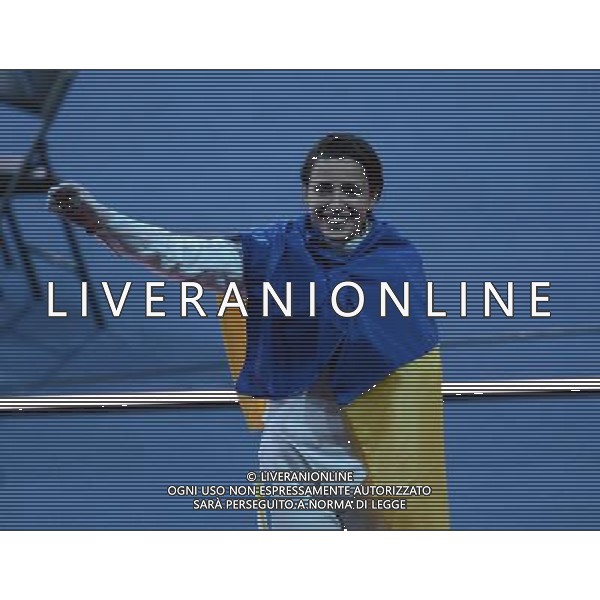 (120730) -- LONDON, July 30, 2012 () -- Yana Shemyakina of Ukraine celebrates after winning in women\'s fencing Epee individual gold medal match, at London 2012 Olympic Games in London, Britain, on July 30, 2012. Yana Shemyakina of Ukraine defeated Britta Heidemann of Germany. (/Zeng Yi) (nxl) AG ALDO LIVERANI S A S ONLY ITALY