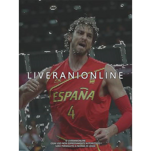 (120731) -- LONDON, July 31, 2012 () -- Pau Gasol of Spain takes part in men\'s basketball preliminary round group B competition, at London 2012 Olympic Games in London, Britain, on July 31, 2012. Spain defeated Australia 82-70. (/Meng Yongmin) (nxl) ©photoshot/AGENZIA ALDO LIVERANI SAS - ITALY ONLY - Giochi Olimpici - Olimpiadi Londra 2012