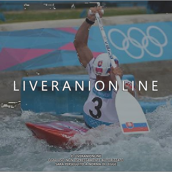 (120731) -- LONDON, July 31, 2012 () -- Michal Martikan of Slovakia competes during men\'s Canoe Single (C1) final of Canoe Slalom, at London 2012 Olympic Games in London, Britain, on July 31, 2012. Michal Martikan of Slovakia won bronze medal. (/Guo Yong) (nxl) /ALDO LIVERANI SAS-ITALY ONLY - EDITORIAL USE ONLY