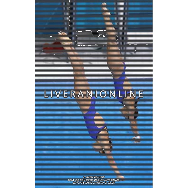 (120731) -- LONDON, July 31, 2012 () -- Alejandra Orozco Loza/Paola Espinosa Sanchez of Mexico competes during women\'s synchronised 10m platform event at the London 2012 Olympic Games in London, Britain, July 31, 2012. The Mexican divers won silver medal in this event. (/Fan Jun)(zgp) /ALDO LIVERANI SAS-ITALY ONLY - EDITORIAL USE ONLY
