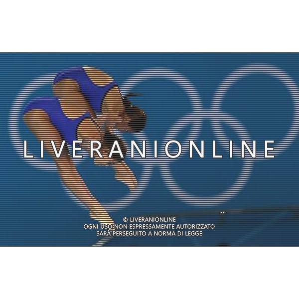 (120731) -- LONDON, July 31, 2012 () -- Alejandra Orozco Loza/Paola Espinosa Sanchez of Mexico competes during women\'s synchronised 10m platform event at the London 2012 Olympic Games in London, Britain, July 31, 2012. The Mexican divers won silver medal in this event. (/Fan Jun)(zgp) /ALDO LIVERANI SAS-ITALY ONLY - EDITORIAL USE ONLY