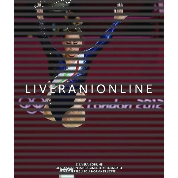 (120731) -- LONDON, July 31, 2012 () -- Carlotta Ferlito of Italy competes in beam event of Gymnastics Artistic women\'s team final competition at London 2012 Olympic Games in London, Britain, July 31, 2012. The Italian team ranked fifth in this event. (/Wang Jianhua) (zgp) /ALDO LIVERANI SAS-ITALY ONLY - EDITORIAL USE ONLY