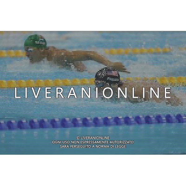 (120731) -- LONDON, July 31, 2012 () -- Chad le Clos of South Africa and Michael Phelps (R) of U.S. compete during men\'s 200m butterfly final of swimming at the London 2012 Olympic Games in London, Britain, July 31, 2012. Chad le Clos of South Africa claimed the title with 1:52.96. Michael Phelps of U.S. won the silver medal. (/Fei Maohua)(zgp) /ALDO LIVERANI SAS-ITALY ONLY - EDITORIAL USE ONLY