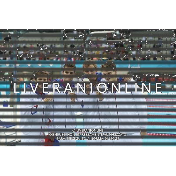 (120731) -- LONDON, July 31, 2012 () -- Swimmers of France pose at the awarding ceremony of men\'s 4x200m freestyle relay of swimming at the London 2012 Olympic Games in London, Britain, July 31, 2012. The French swimmers won silver medal in this event. (/Fei Maohua)(zgp) /ALDO LIVERANI SAS-ITALY ONLY - EDITORIAL USE ONLY