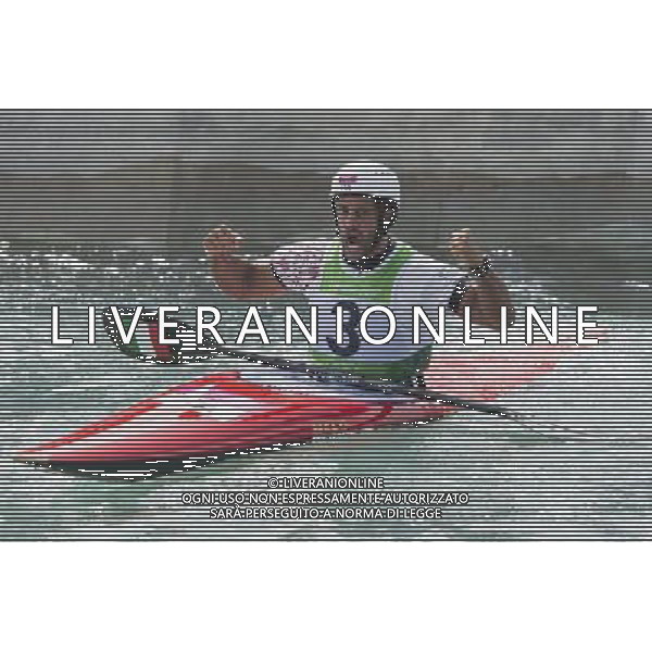 LEE VALLEY 31 08 2012 IGRZYSKA XXX OLIMPIADY XXX LETNIE IGRZYSKA OLIMPIJSKIE LONDYN 2012 LEE VALLEY WHITE WATER CENTRE SLALOM KAJAKOWY K1 FINAL N Z DANIELE MOLMENTI SEBASTIAN BOROWSKI Newspix.p THE 2012 SUMMER OLYMPIC GAMES OFFICIALLY THE GAMES OF THE XXX OLYMPIAD LEE VALLEY WHITE WATER CENTRE CANOE SLALOM SINGLE K1 MEN FINAL --- Newspix.pl /AG ALDO LIVERANI SAS LONDRA 2012 ITALY ONLY - *** Local Caption *** .
