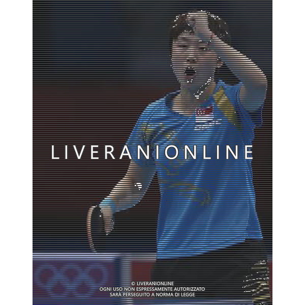 (120801) -- LONDON, Aug. 1, 2012 () -- Feng Tianwei of Singapore celebrates a point during the bronze medal match of women\'s singles table tennis against Kasumi Ishikawa of Japan at London 2012 Olympic Games, London, Britain, Aug. 1, 2012. Feng Tianwei won the match 4-0 and claimed the bronze medal of the event. (/Shen Bohan) ©PHOTOSHOT/AGENZIA ALDO LIVERANI SAS - ITALY ONLY - GIOCHI OLIMPICI, OLIMPIADI LONDRA 2012