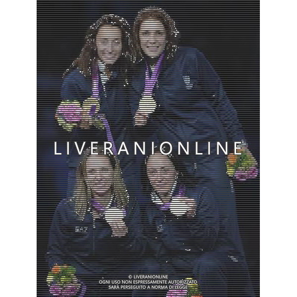 Londra, 02/08/2012. XXXÁ Giochi Olimpici di Londra- Vezzali, Di Francisca, Errigo e Salvatori vincono l\'oro nel fioretto a squadre nella foto: Vezzali, Di Francisca, Errigo e Salvatori Foto di Gabriele Forzano / GMT /AG ALDO LIVERANI SAS