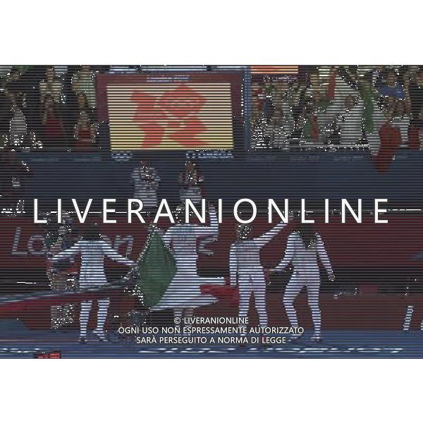 Londra, 02/08/2012. XXXÁ Giochi Olimpici di Londra- Vezzali, Di Francisca, Errigo e Salvatori vincono l\'oro nel fioretto a squadre nella foto: Vezzali, Di Francisca, Errigo e Salvatori Foto di Gabriele Forzano / GMT /AG ALDO LIVERANI SAS