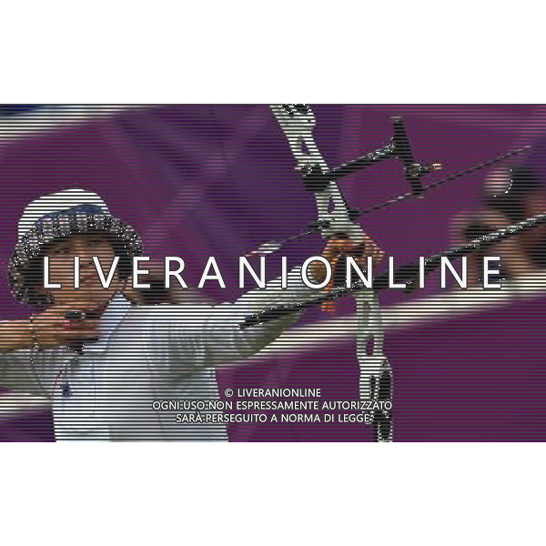 (120802) -- LONDON, Aug. 2, 2012 () -- Ki Bo Bae of South Korea shoots during women\'s individual final of archery event, at London 2012 Olympic Games in London, Britain, August 2, 2012. Ki Bo Bae won the gold medal. (/Gesang Dawa) (zgp) /PHOTOSHOT/ALDO LIVERANI ITALY ONLY -